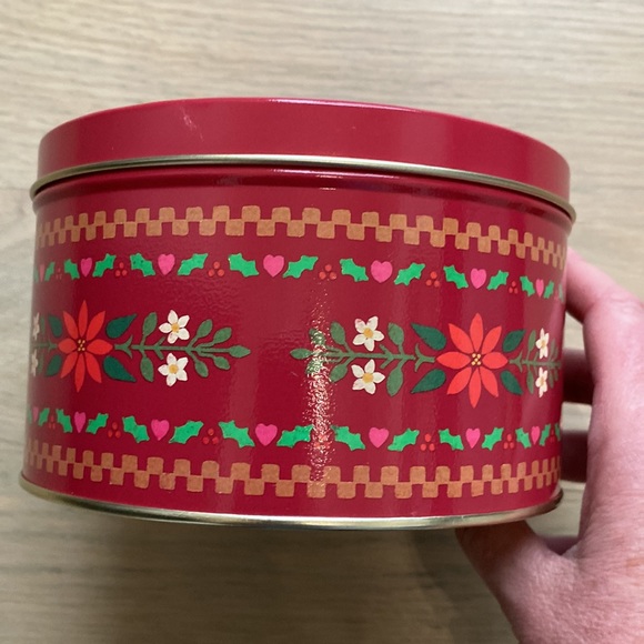 Set of 3 Nesting Holiday Tins - Picture 3 of 11